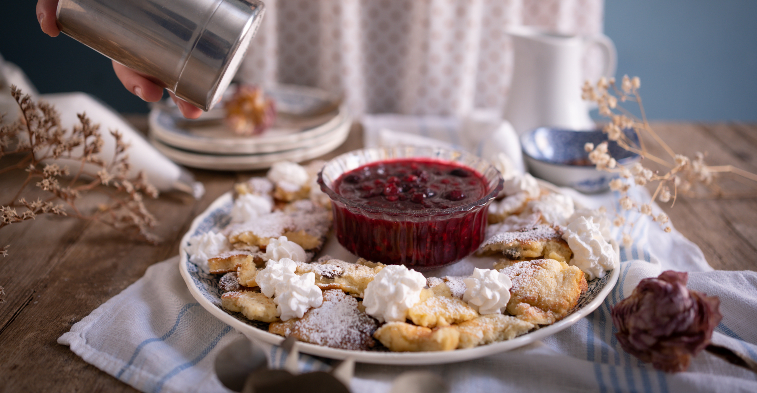 Kaiserschmarrn con composta di frutti rossi all’anice stellato e panna montata