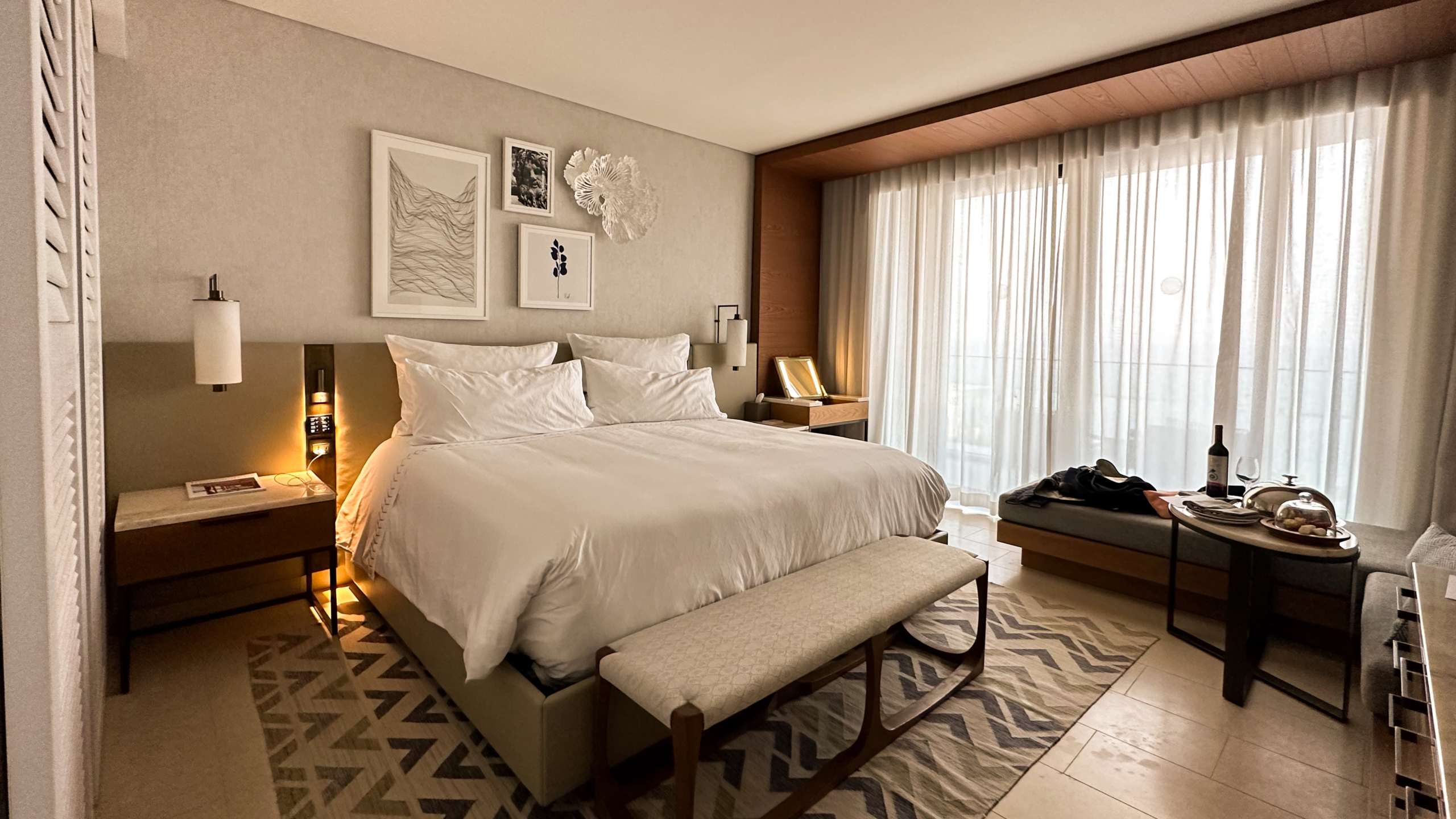 amara hotel cipro - deluxe bedroom | @saramilletti